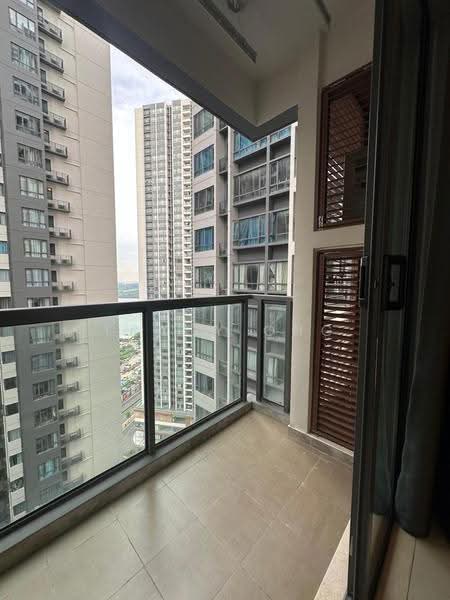 Kediaman Servis untuk Disewa di R&F Princess Cove Phase 1 - Tracy Ong - Balcony - PropertyGuru.com.my