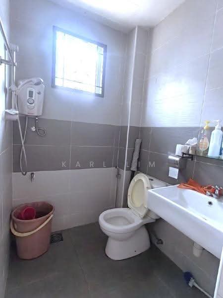 2-storey Terraced House for Sale in Taman Megah Ria (Masai) - Karl Lim - Bathroom - PropertyGuru.com.my