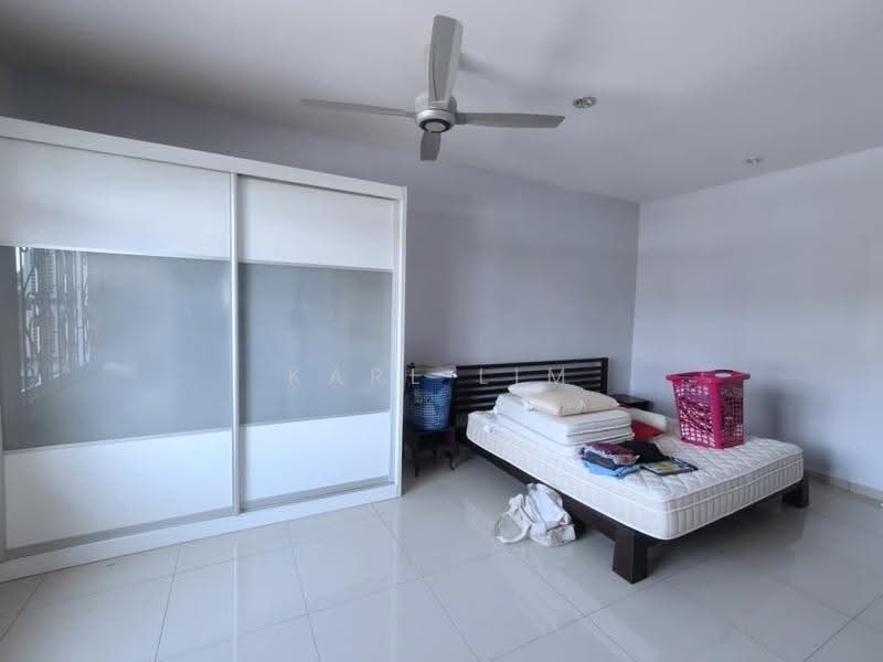 2-storey Terraced House for Sale in Taman Megah Ria (Masai) - Karl Lim - Bedroom - PropertyGuru.com.my