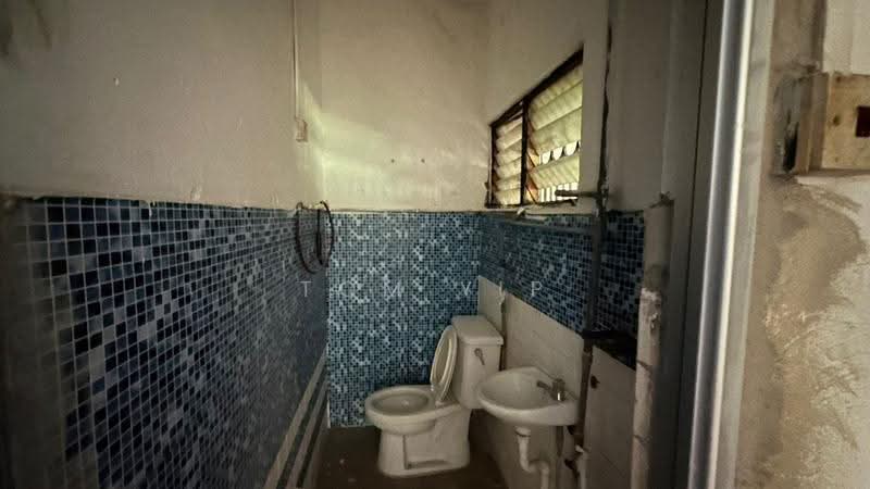 Bungalow House for Sale in Rawang (Selangor) - Tom Yip - Bathroom - PropertyGuru.com.my