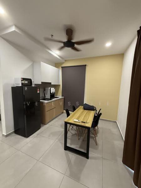 Service Residence for Rent at YOLO Signature Suites - Verlyss Lee - Kitchen - PropertyGuru.com.my