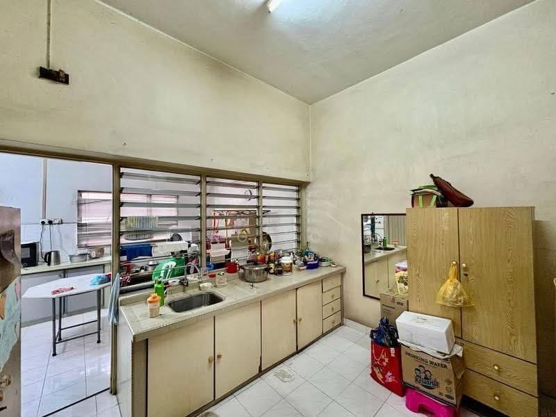 Rumah Berkembar untuk Dijual di Bukit Dumbar (Jelutong) - Ping Koay - Kitchen - PropertyGuru.com.my