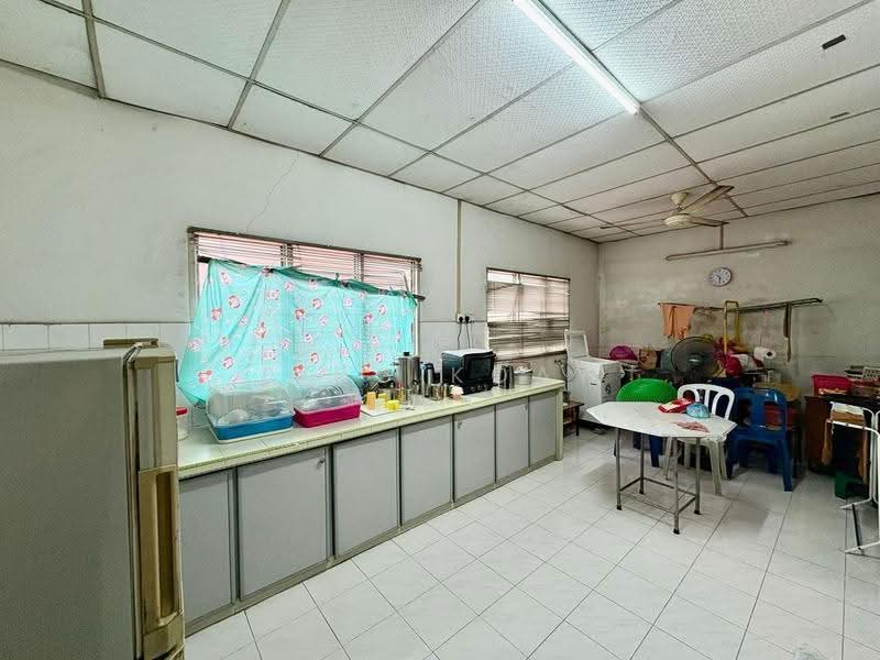 Rumah Berkembar untuk Dijual di Bukit Dumbar (Jelutong) - Ping Koay - Kitchen - PropertyGuru.com.my
