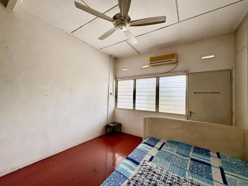 Rumah Berkembar untuk Dijual di Bukit Dumbar (Jelutong) - Ping Koay - Bedroom - PropertyGuru.com.my