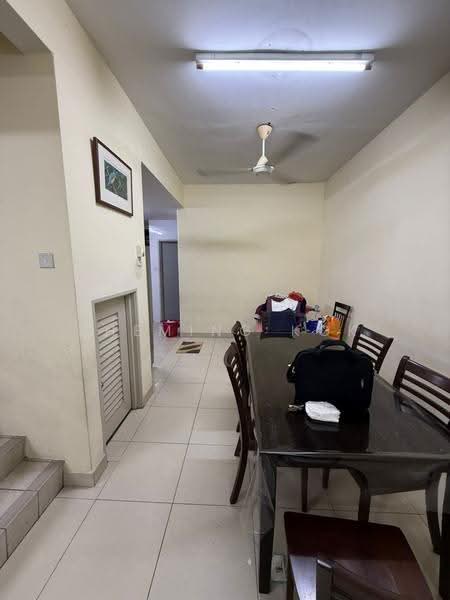 Rumah Teres untuk Dijual di Taman Dagang Permai (Ampang) - Zheming Kok - Dining Room - PropertyGuru.com.my