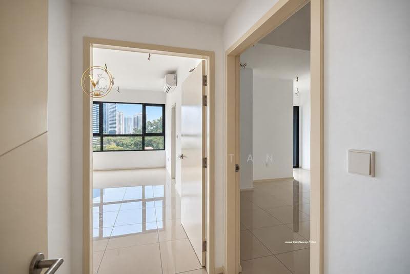 Kediaman Servis untuk Dijual di Residensi Estetik 8 (Est8) - Vitas Tan - Interior - PropertyGuru.com.my