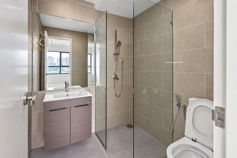 Kediaman Servis untuk Dijual di Residensi Estetik 8 (Est8) - Vitas Tan - Bathroom - PropertyGuru.com.my