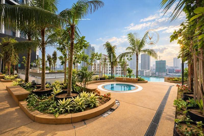 Kediaman Servis untuk Dijual di Residensi Estetik 8 (Est8) - Vitas Tan - Exterior - PropertyGuru.com.my