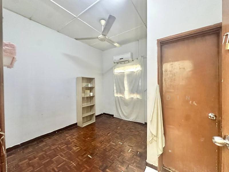 Rumah Teres 2-Tingkat untuk Dijual di TTDI Jaya (Shah Alam) - Syahmi Shahordin - PropertyGuru.com.my