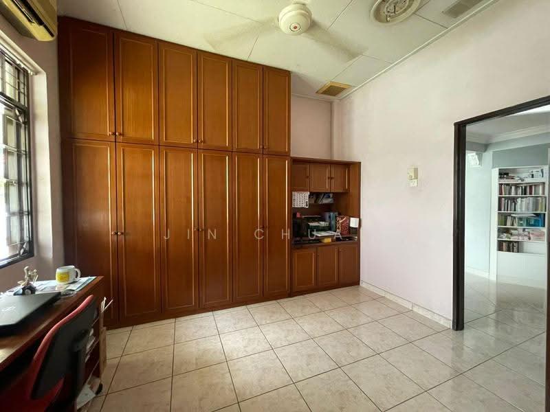 Rumah Berkembar untuk Dijual di Taman Green Lane (Jelutong) - Jin Chuah - Study - PropertyGuru.com.my
