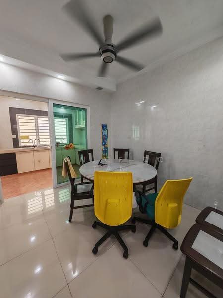 Rumah Teres untuk Dijual di Taman Bukit Kinrara (Bandar Kinrara) - Janice CC Tan - Dining Room - PropertyGuru.com.my