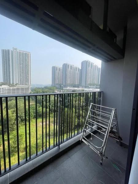 Kediaman Servis untuk Disewa di Sensory Residence @ Southville City - NoraFizah Gapar - Balcony - PropertyGuru.com.my