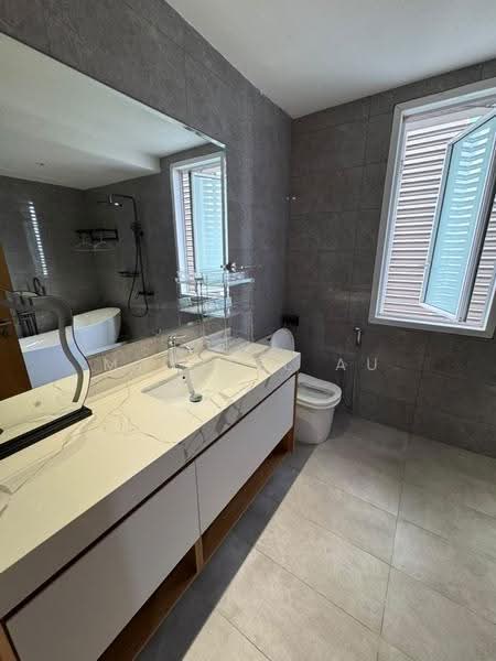 Kondominium untuk Disewa di Verticas Residensi - Michael Au - Bathroom - PropertyGuru.com.my