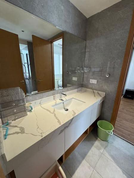 Kondominium untuk Disewa di Verticas Residensi - Michael Au - Bathroom - PropertyGuru.com.my