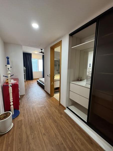 Kondominium untuk Disewa di Verticas Residensi - Michael Au - Corridor - PropertyGuru.com.my