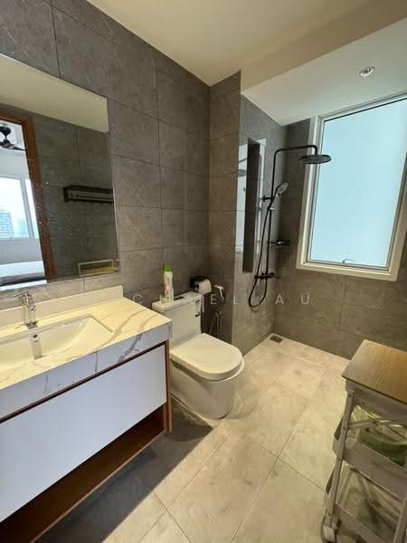 Kondominium untuk Disewa di Verticas Residensi - Michael Au - Bathroom - PropertyGuru.com.my