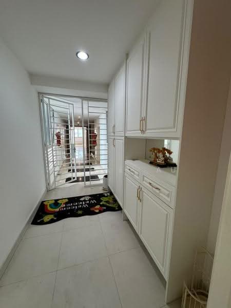 Kondominium untuk Disewa di Verticas Residensi - Michael Au - Entrance - PropertyGuru.com.my