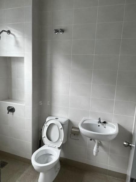 Rumah Teres 2-Tingkat untuk Dijual di Bandar Saujana Putra (Tanjong Duabelas) - K.N. Segaran - Bathroom - PropertyGuru.com.my