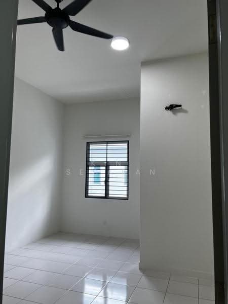 Rumah Teres 2-Tingkat untuk Dijual di Bandar Saujana Putra (Tanjong Duabelas) - K.N. Segaran - Bedroom - PropertyGuru.com.my