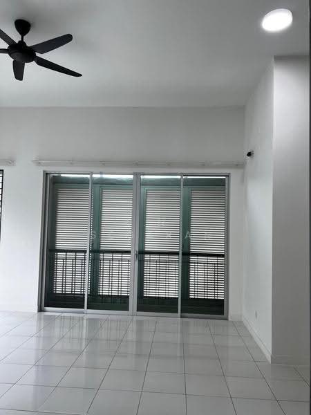 Rumah Teres 2-Tingkat untuk Dijual di Bandar Saujana Putra (Tanjong Duabelas) - K.N. Segaran - Living Room - PropertyGuru.com.my