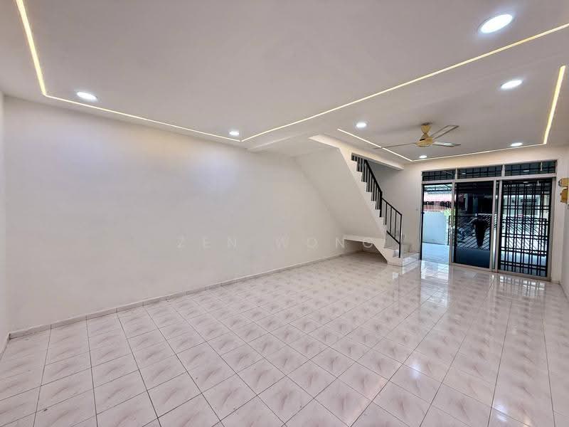 Rumah Teres 2-Tingkat untuk Dijual di Segamat (Johor) - Zen Wong - Living Room - PropertyGuru.com.my