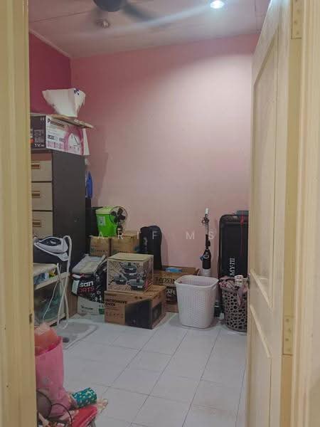 1-storey Terraced House for Sale in Taman Puteri Wangsa (Ulu Tiram) - Arif MS - Interior - PropertyGuru.com.my