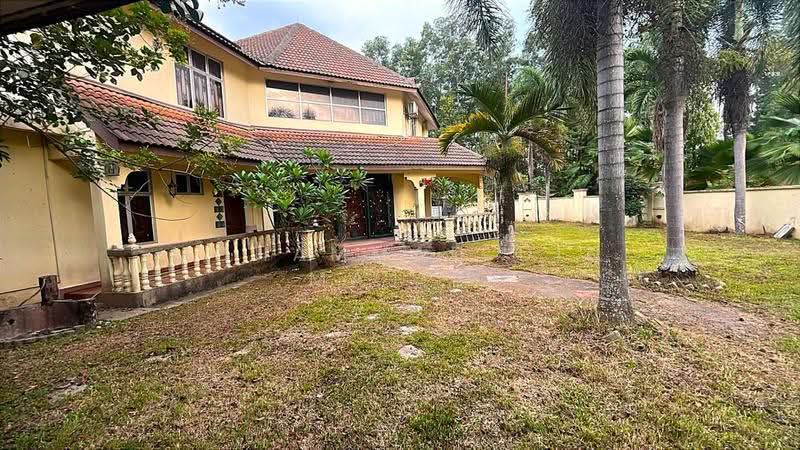 Bungalow House for Sale in Saujana Akasia (Sungai Buloh) - Mohammad Din Majid - Exterior - PropertyGuru.com.my