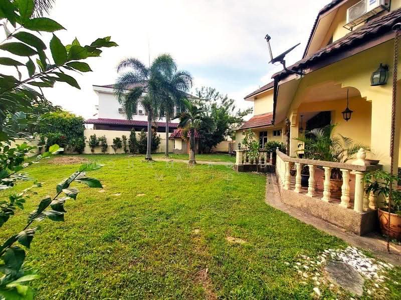 Bungalow House for Sale in Saujana Akasia (Sungai Buloh) - Mohammad Din Majid - Exterior - PropertyGuru.com.my