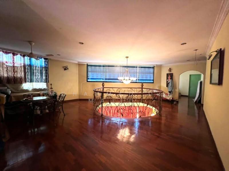 Bungalow House for Sale in Saujana Akasia (Sungai Buloh) - Mohammad Din Majid - Living Room - PropertyGuru.com.my