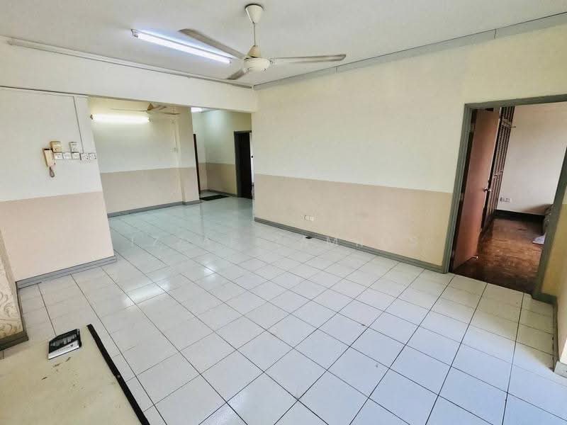 Condominium for Sale at Seri Hijauan - Izzat Zamros - Living Room - PropertyGuru.com.my