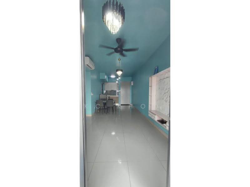 Kediaman Servis untuk Disewa di M Luna - KC Khoo - Living Room - PropertyGuru.com.my