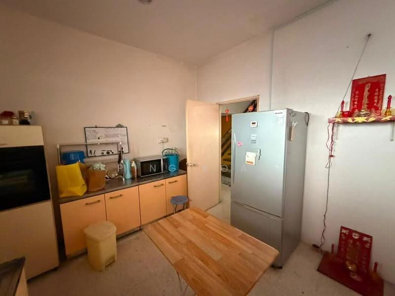Rumah Berkembar untuk Dijual di Bukit Dumbar (Jelutong) - Ping Koay - Kitchen - PropertyGuru.com.my