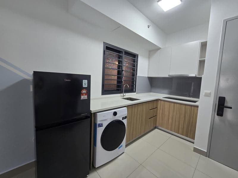 Kediaman Servis untuk Dijual di M Luna - KC Khoo - Kitchen - PropertyGuru.com.my