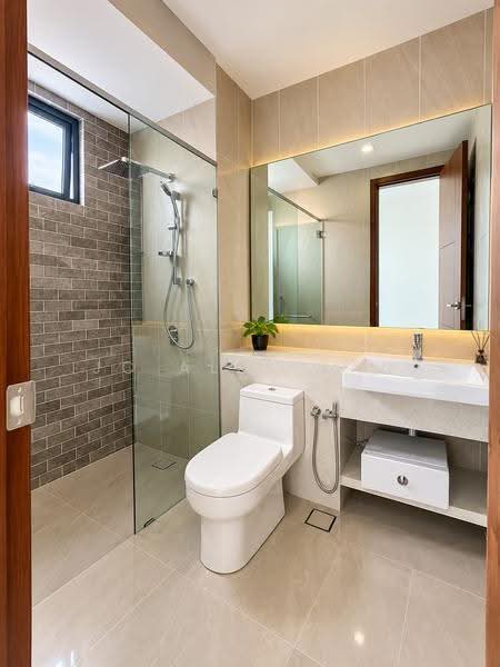 Condominium for Sale at Queens Residences Q2 @ Queens Waterfront - JC Alex Tan - Bathroom - PropertyGuru.com.my