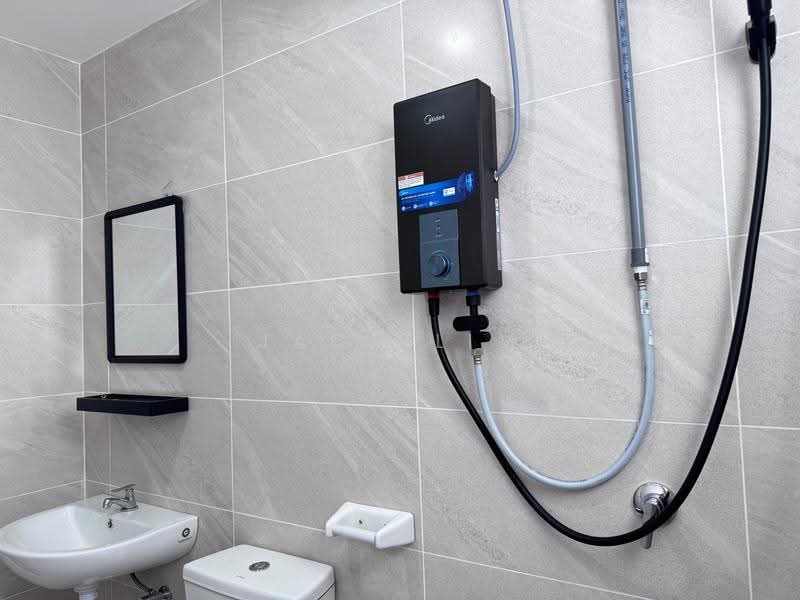 Kondominium untuk Disewa di Pitta Residensi - Jack Lim - Bathroom - PropertyGuru.com.my