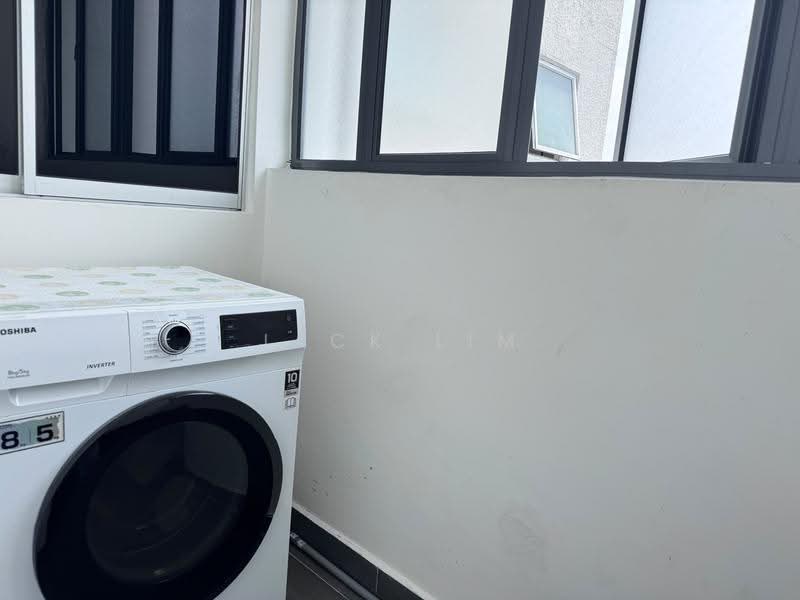 Kondominium untuk Disewa di Pitta Residensi - Jack Lim - Balcony - PropertyGuru.com.my