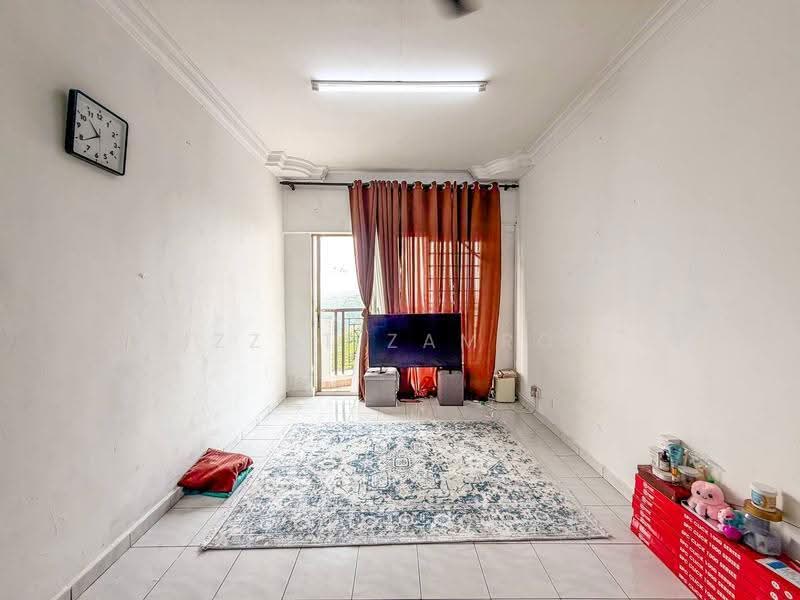 Apartment for Sale at Pangsapuri Anggerik Indah - Izzat Zamros - Living Room - PropertyGuru.com.my