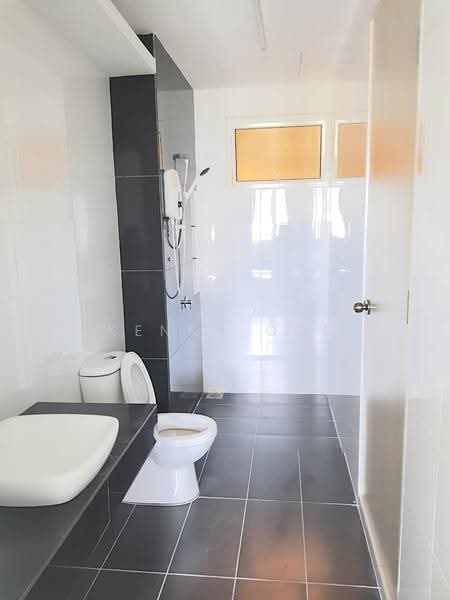 Condominium for Sale at The Clovers - Kenny Ooi - Bathroom - PropertyGuru.com.my