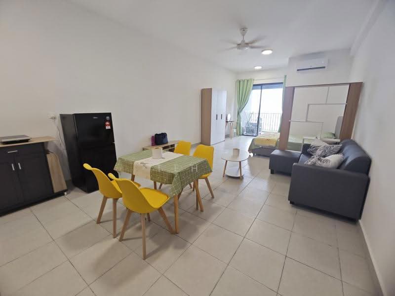 Kediaman Servis untuk Disewa di The Netizen - Teh . - Living Room - PropertyGuru.com.my
