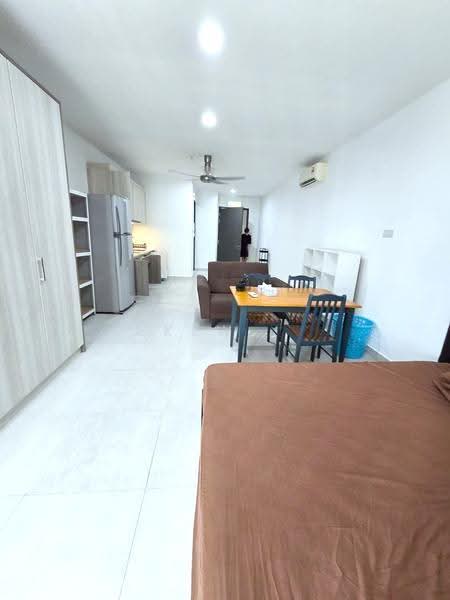 Kondominium untuk Disewa di Queensville - Kew . - Living Room - PropertyGuru.com.my