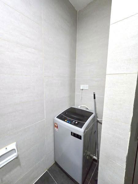 Kondominium untuk Disewa di Queensville - Kew . - PropertyGuru.com.my