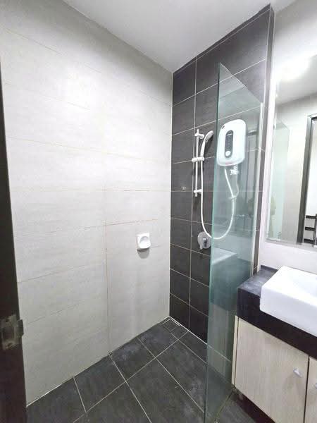Kondominium untuk Disewa di Queensville - Kew . - PropertyGuru.com.my