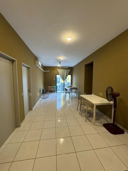 Kediaman Servis untuk Disewa di Residensi Emas - Farah Hanan - Living Room - PropertyGuru.com.my