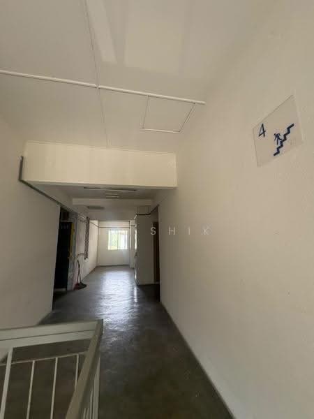 Pangsapuri untuk Disewa di Pangsapuri Sri Alpinia - Jc Shik - Corridor - PropertyGuru.com.my