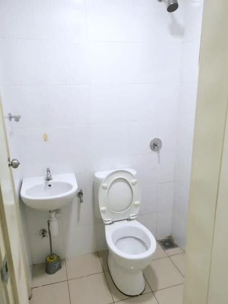 Condominium for Rent at Riverville Residences - Kew . - PropertyGuru.com.my