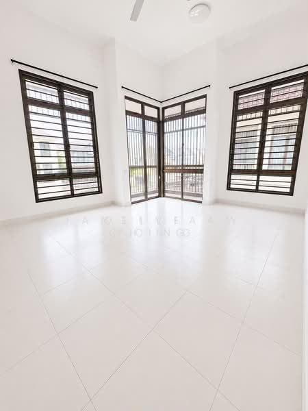 Rumah Kluster untuk Dijual di Setia Tropika (Johor Bahru) - Olivia Ching - Interior - PropertyGuru.com.my