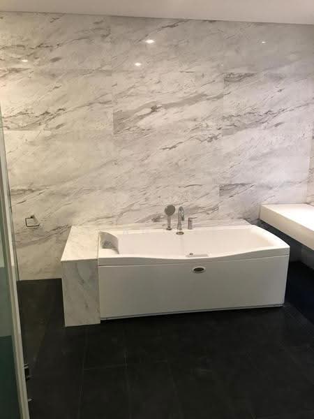 Bungalow House for Sale in Country Heights Damansara (Kuala Lumpur) - Ivan Lee - Bathroom - PropertyGuru.com.my