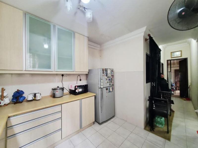 Semi-Detached House for Sale in Cahaya Spk (Shah Alam) - Adzura Zamedin - PropertyGuru.com.my