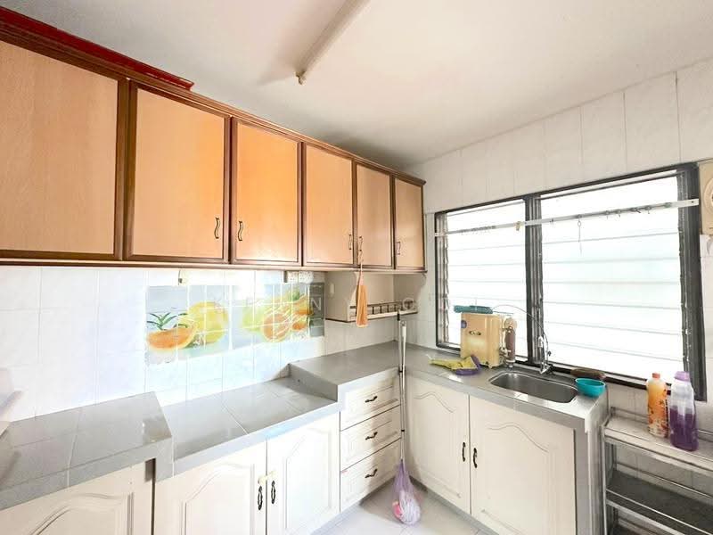 Rumah Flat untuk Dijual di Taman Pekaka - Kenny Ooi - Kitchen - PropertyGuru.com.my