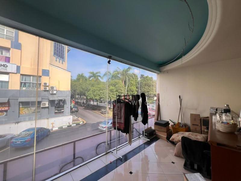 Pejabat untuk Disewa di Melawati (Ulu Kelang) - Kelvin Wong - Balcony - PropertyGuru.com.my